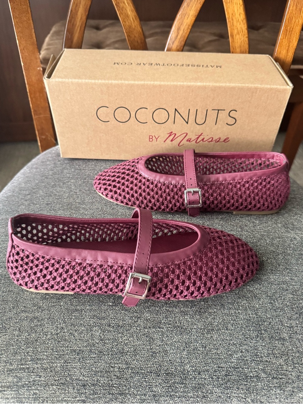 Coconuts by Matisse "Nolita" Mesh Woven Mary Jane Ballet Flats 7 burgundy wine - Picture 5 of 13